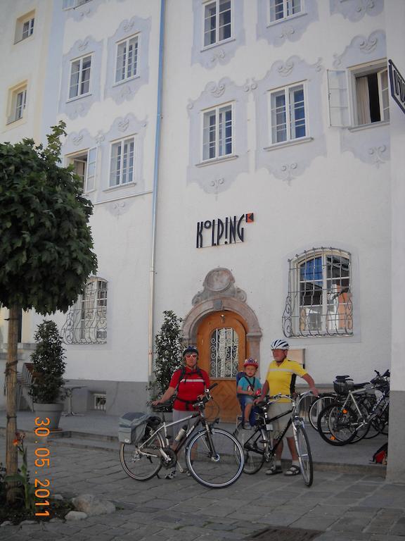 Hotel Kolping Hallein Extérieur photo