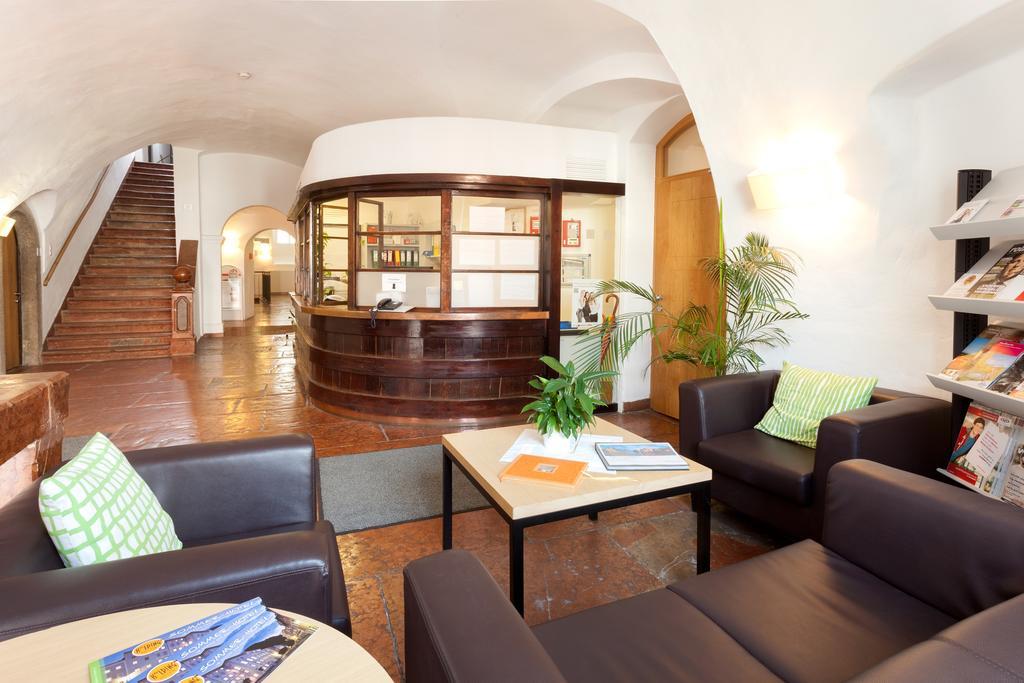 Hotel Kolping Hallein Extérieur photo