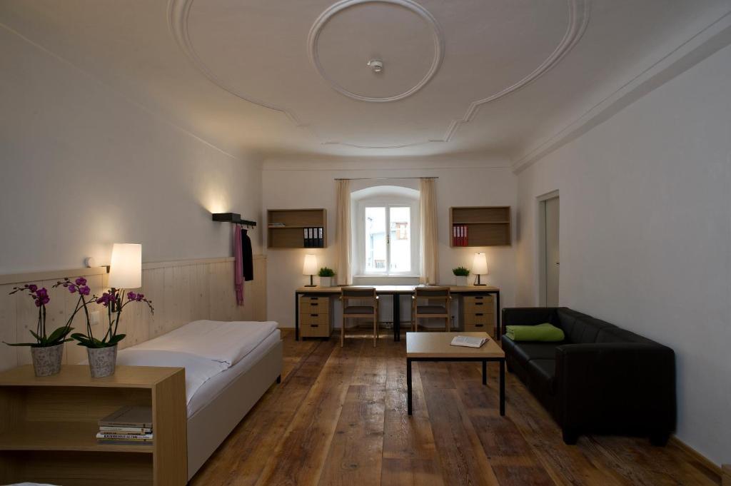 Hotel Kolping Hallein Chambre photo