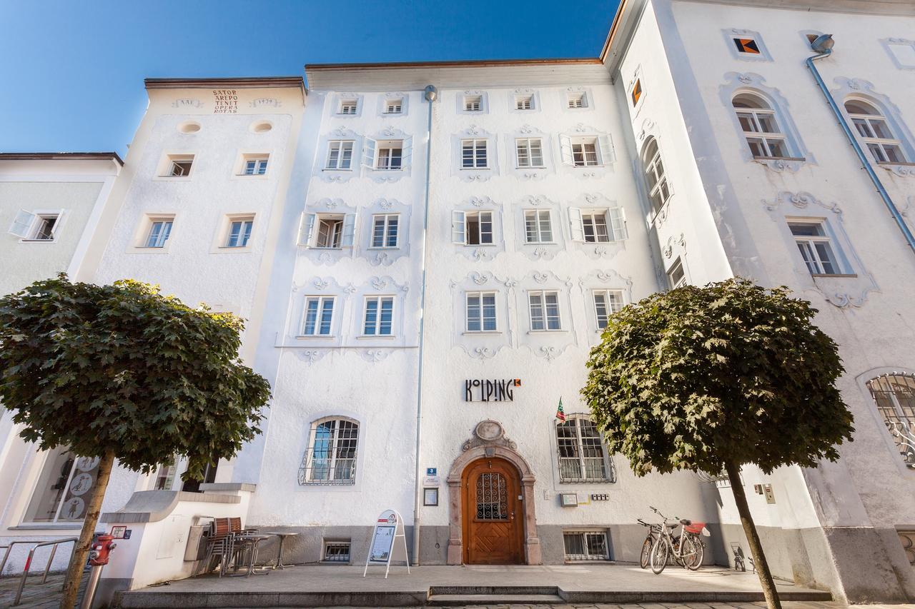 Hotel Kolping Hallein Extérieur photo