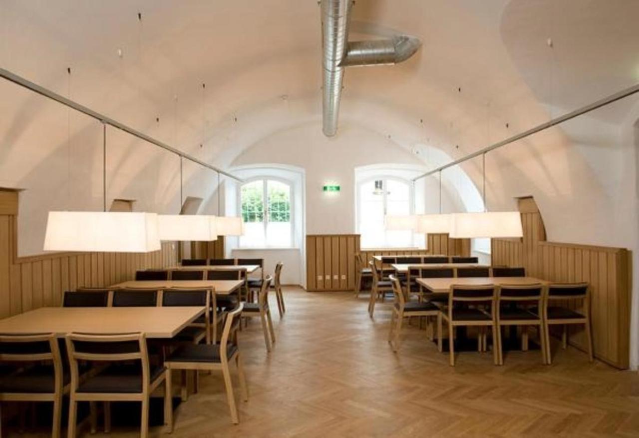 Hotel Kolping Hallein Extérieur photo
